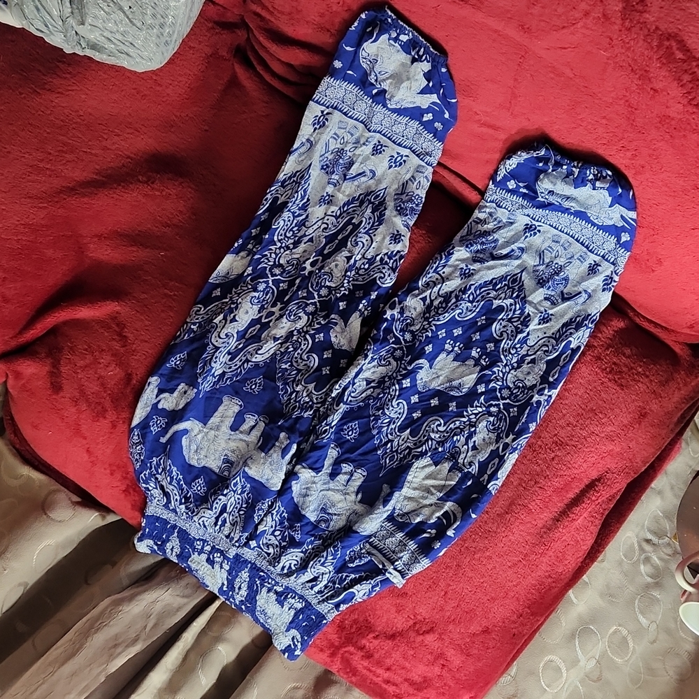 Elephant Boho Pants Side Pocket Elastic Waist and Elastic ankles Large
